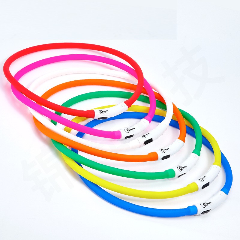 Siliconen LED-halsband Oplaadb - Tech Dog Accessories recensie en prijs